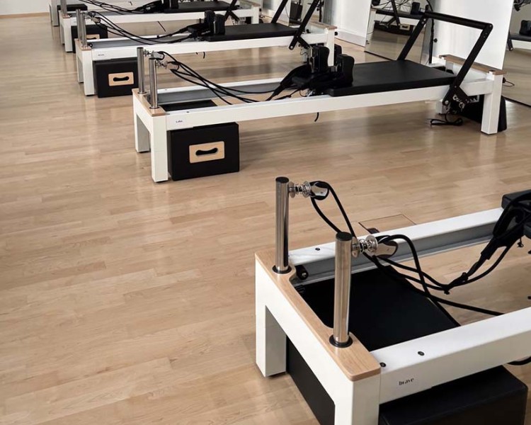 δάπεδα για studio pilates studio, yoga & fitness για επαγγελματική χρήση - Α. Κασιμάτης