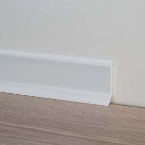 Σοβατεπί πλαστικό pvc εύκαμπτο με υγειονομικές άκρες λευκό 80x14x2500mm